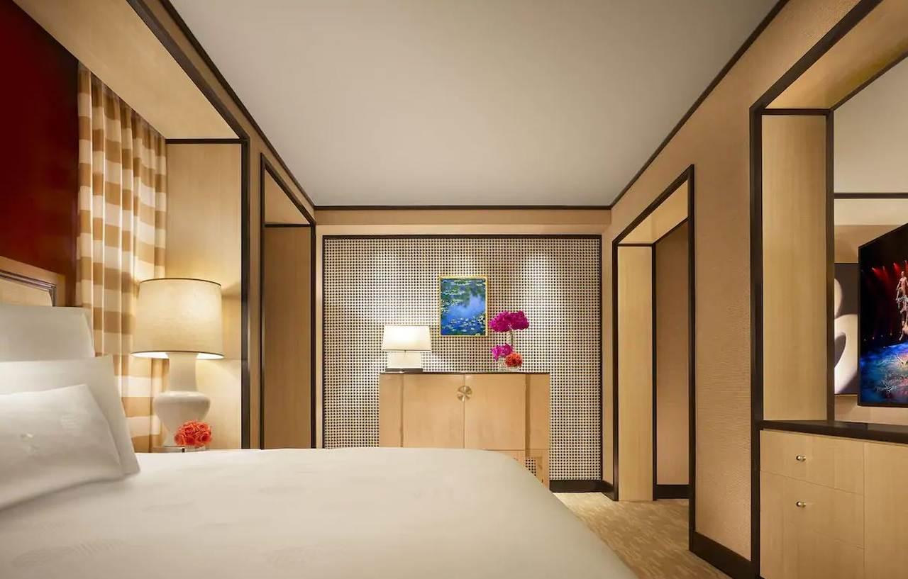 Encore At Wynn Лас-Вегас Екстер'єр фото A guest room at the Mandarin Oriental, Munich